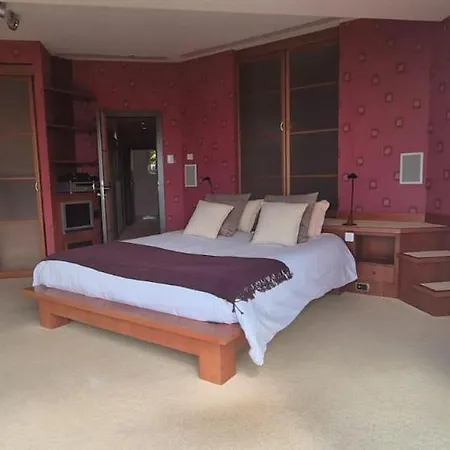 Pausilia Villa *