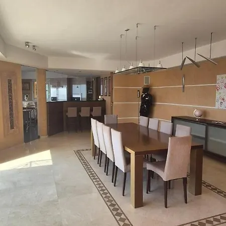 Pausilia Villa *