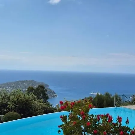 Pausilia Villa